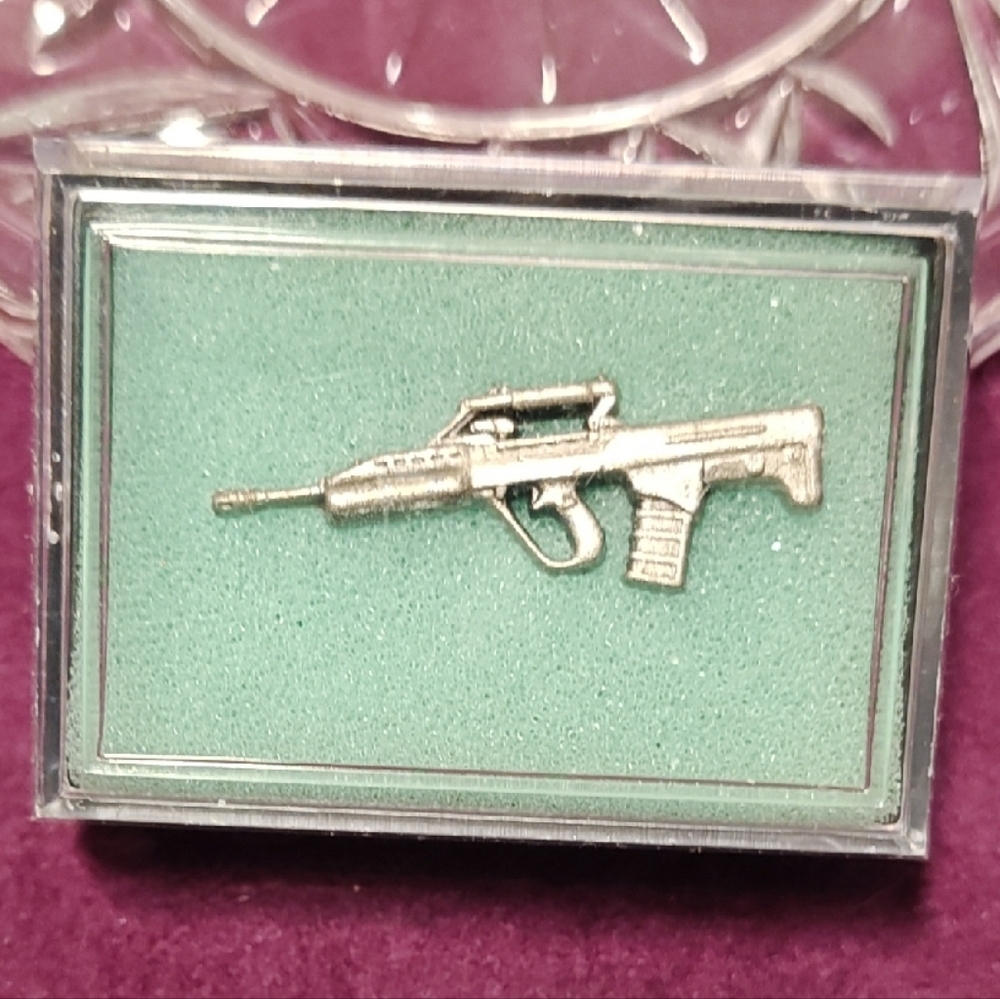 Silver Gun-Shaped Men's Accessory
